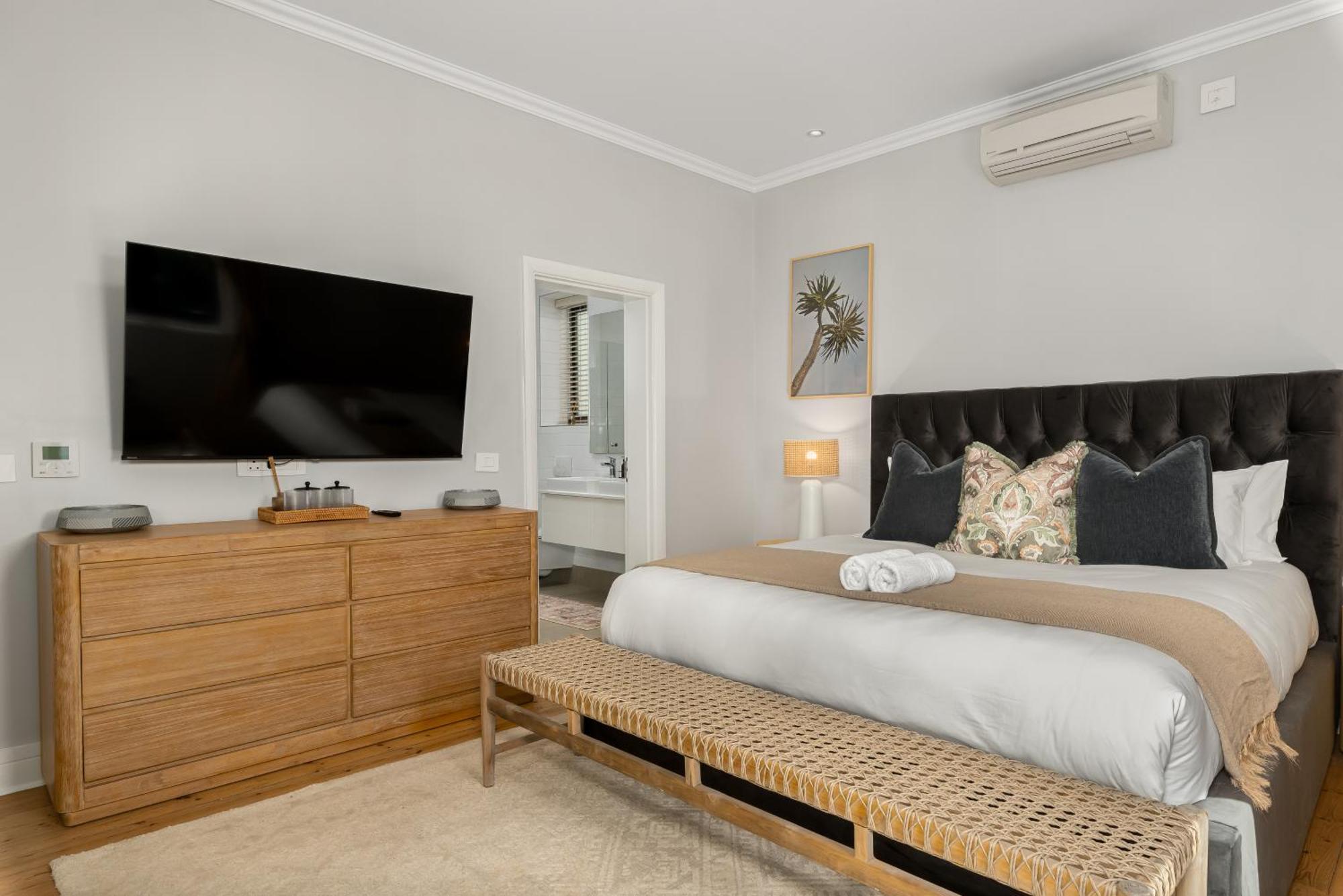 Apartment Warwick Mansions 12 Cape Town